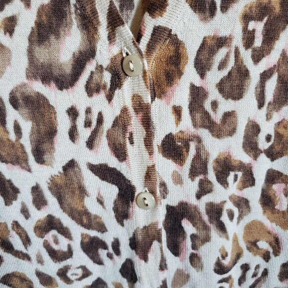 Ann Taylor Leopard Print Cardigan 100% Extra Fine Merino Wool Sweater Size Small - Picture 7 of 9